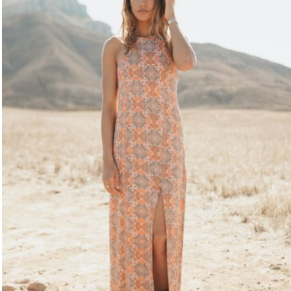 Sleeveless Orange Patterned Maxi Dress with Front Slit
